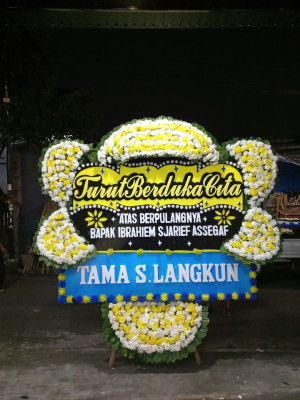 Papan Bunga Duka di Minomartani